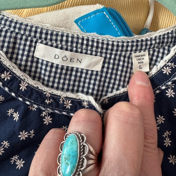 Doen Amelia Blouse in Navy & White - Picture 10 of 11